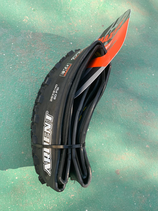 27.5" Maxxis Ardent tire