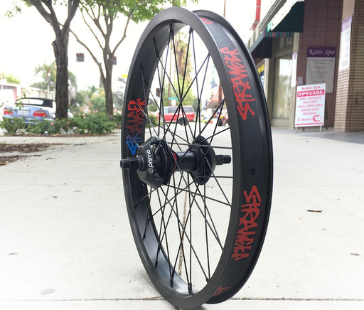 front view of the Stranger Crux XL rear wheel in black 