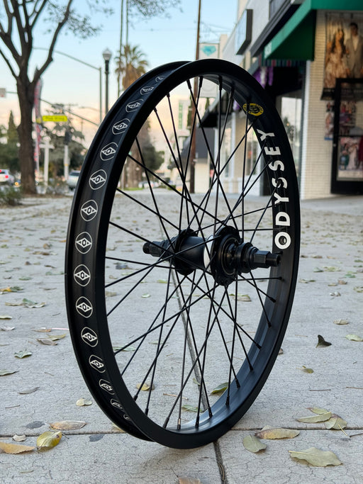 side view of the Cinema FX freecoaster hub laced to a odyssey stage 2 rim