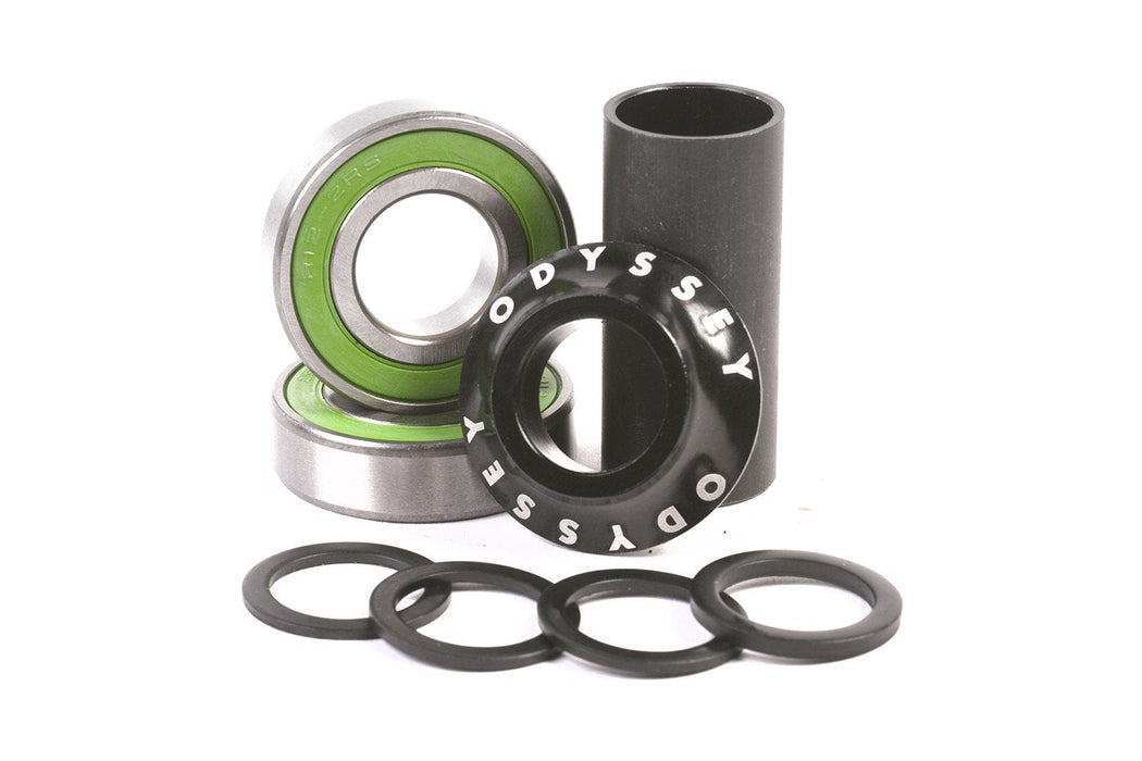 Complete overview of the Odyssey mid Bottom Bracket in black