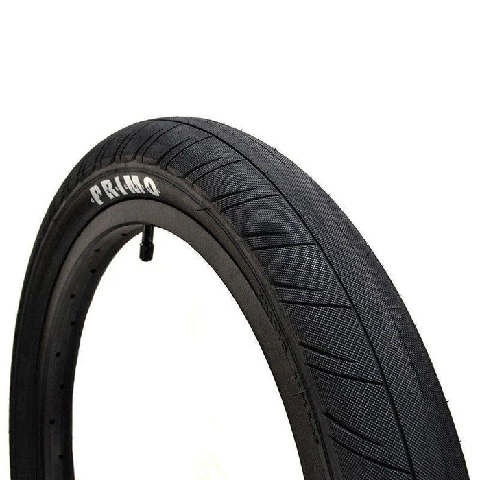 close up view of the Primo Stevie Churchill tire in black, detailed micro knurl