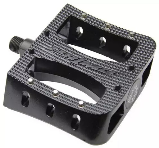Top view of the Primo Supertenderizer Alloy pedals in black