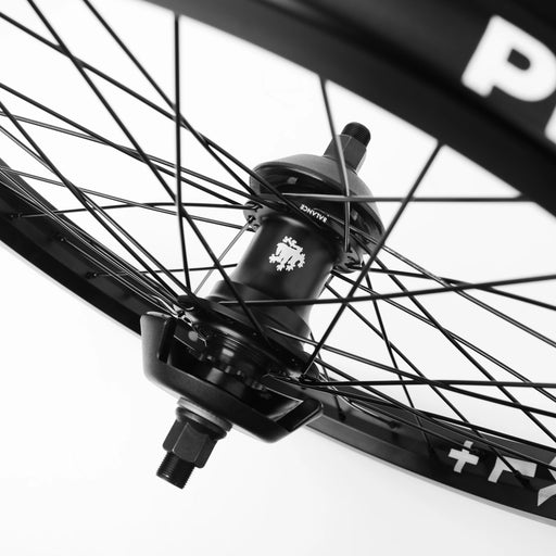 close up view of the Primo Balance freecoaster rear hub, bmx free coaster designed for skateparks or street