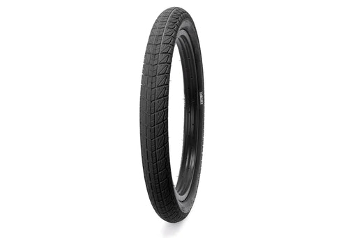 Tread and side view of the Theory Proven tire in Black