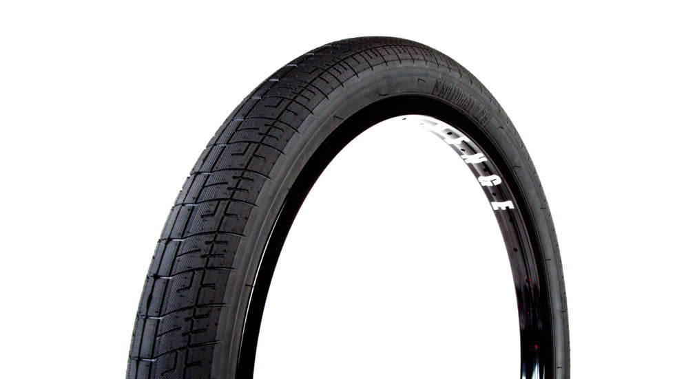 S&M Speedball tire