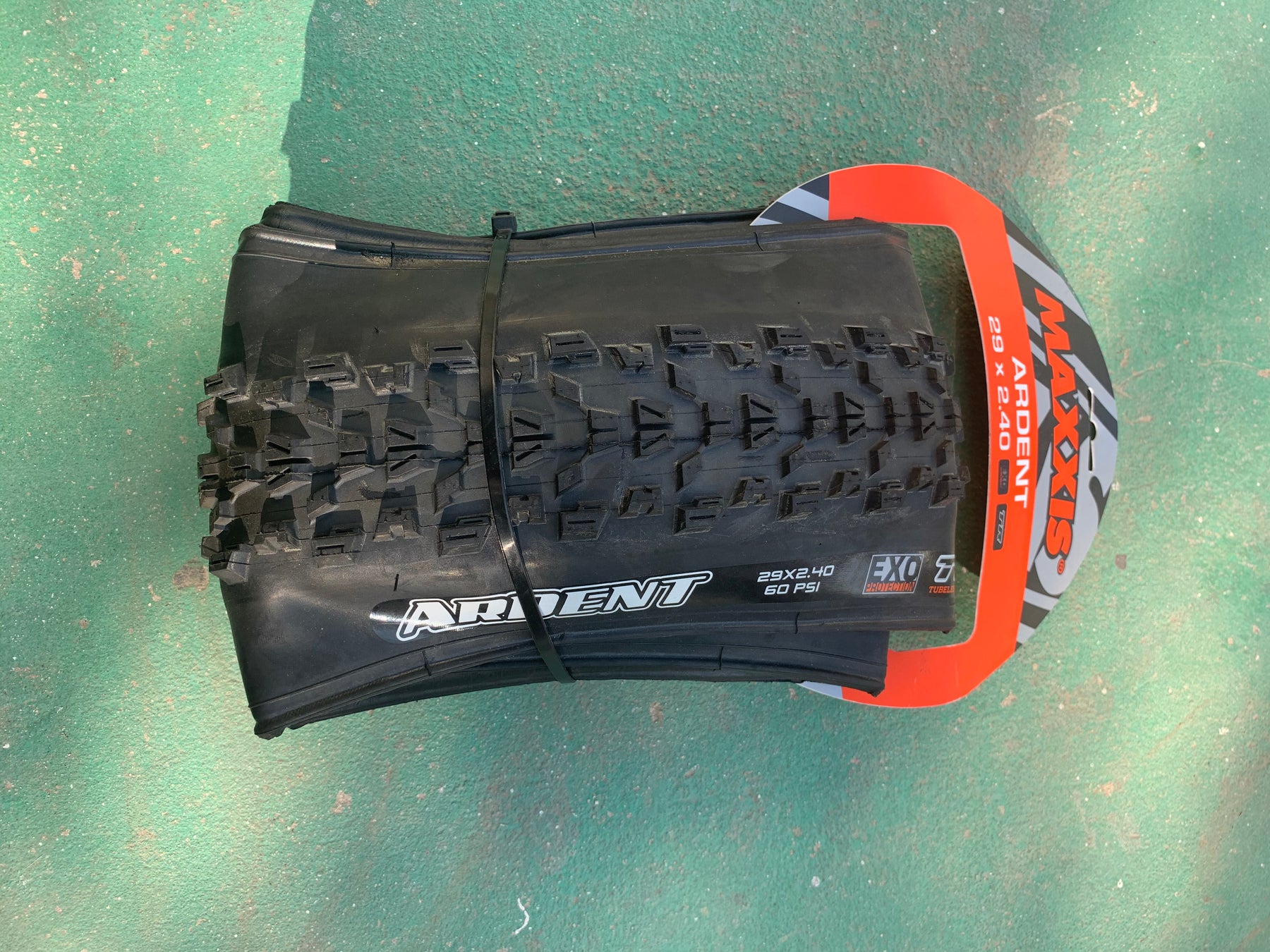 Maxxis Ardent Tire - Thumbnail 3